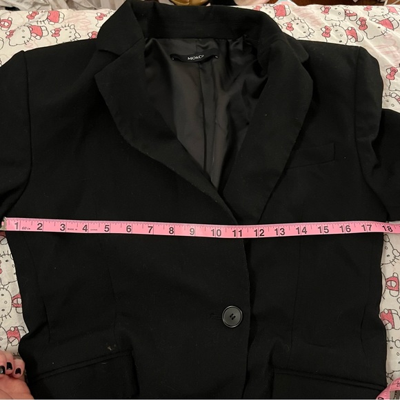 Mo & Co Black Blazer - Picture 8 of 9
